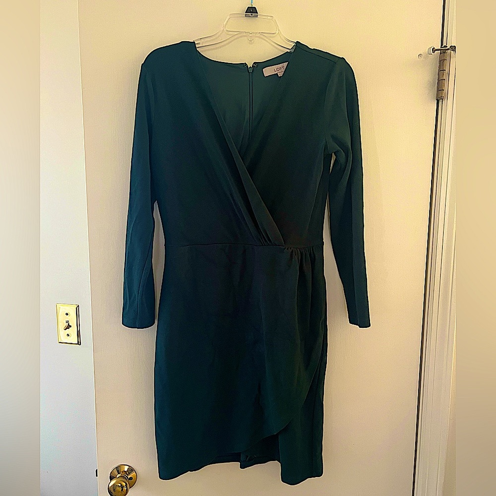 Dark green LOFT long sleeves dress